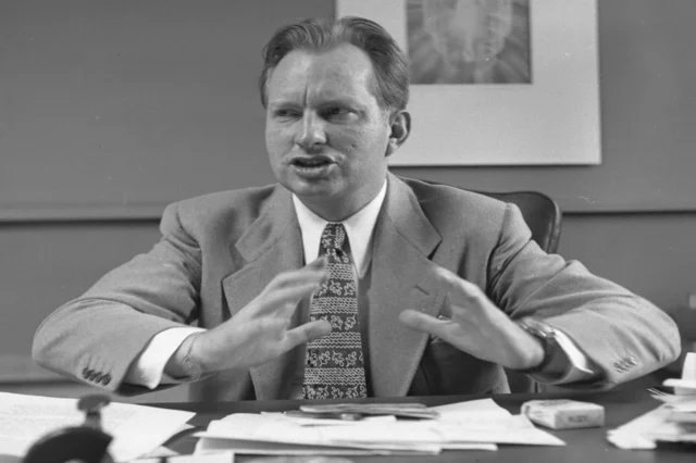 Scientology course