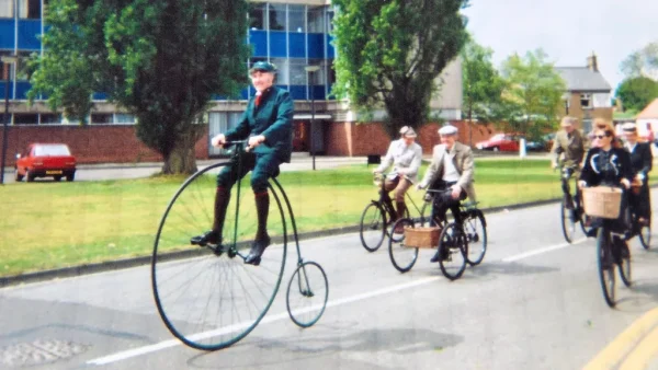 Vintage Cycling 